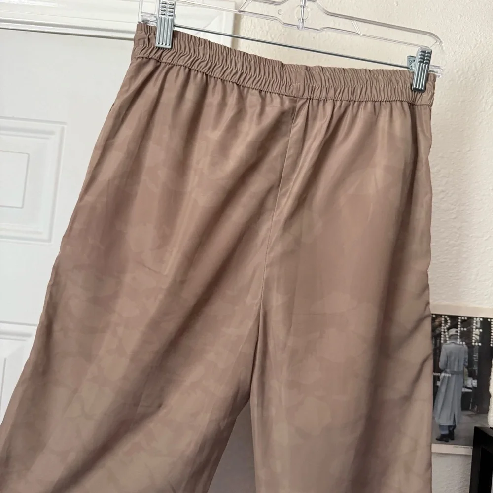 SERAPIS MARITIME‎ tan camo print elastic waist straight leg pants